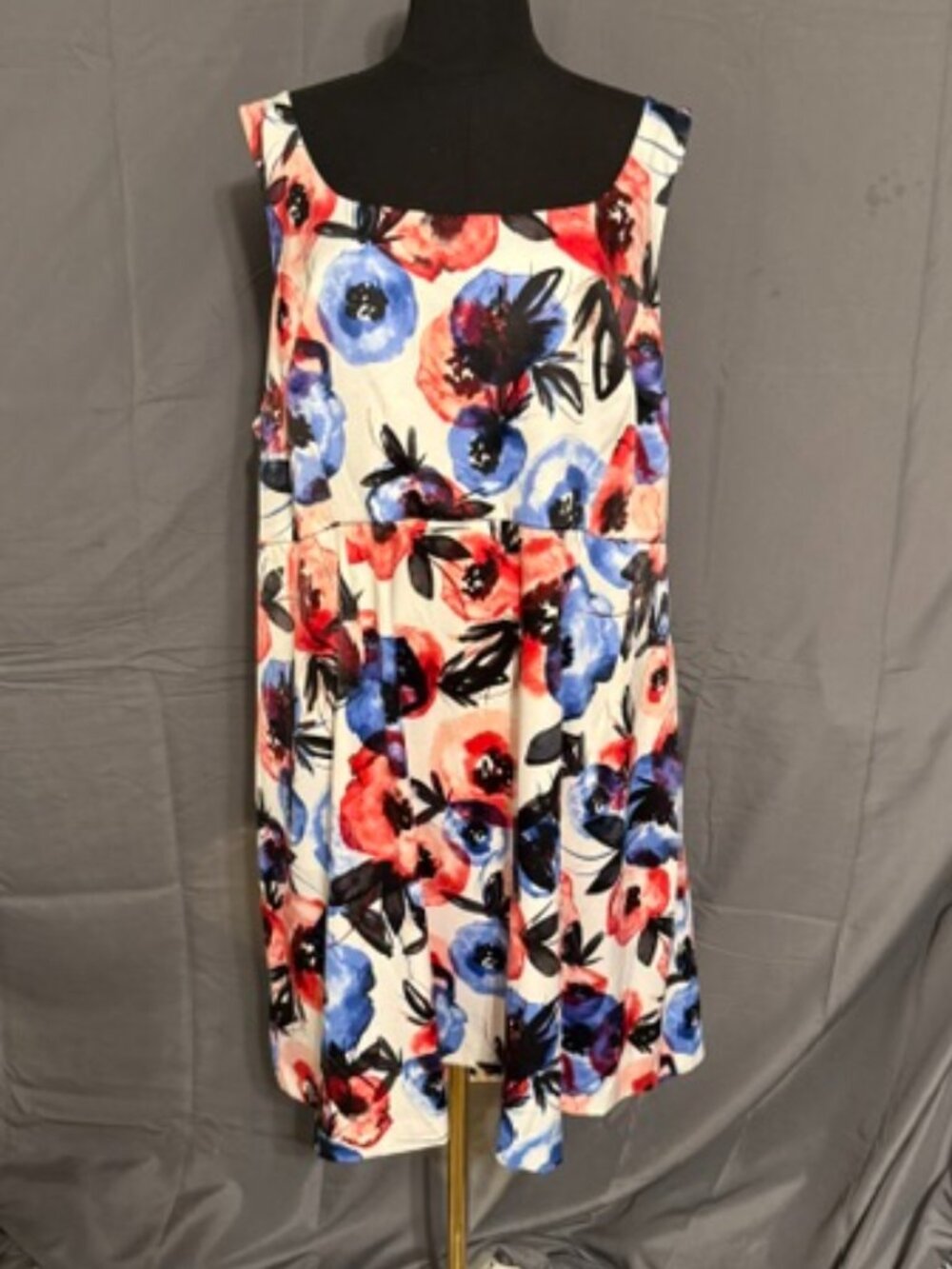 LUXE BY CARMEN VALVO Dress Size 22W